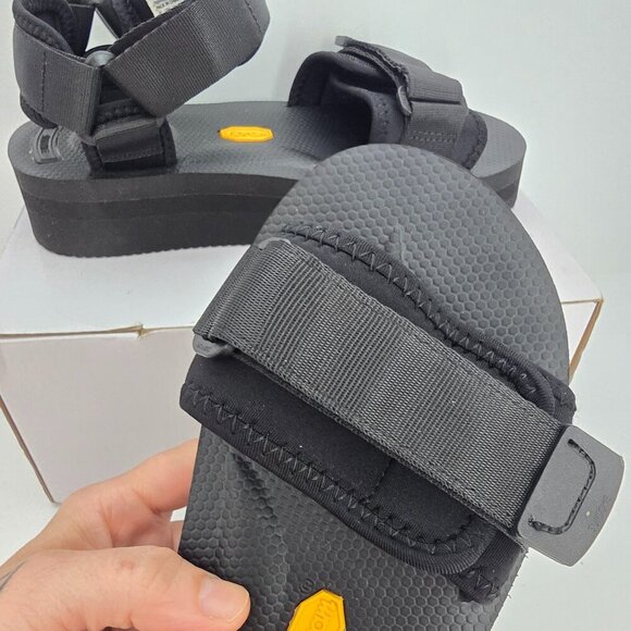 Suicoke | CEL-VPO Cab black monochrome strappy platform slide sandals | WMS 7 - Picture 5 of 12